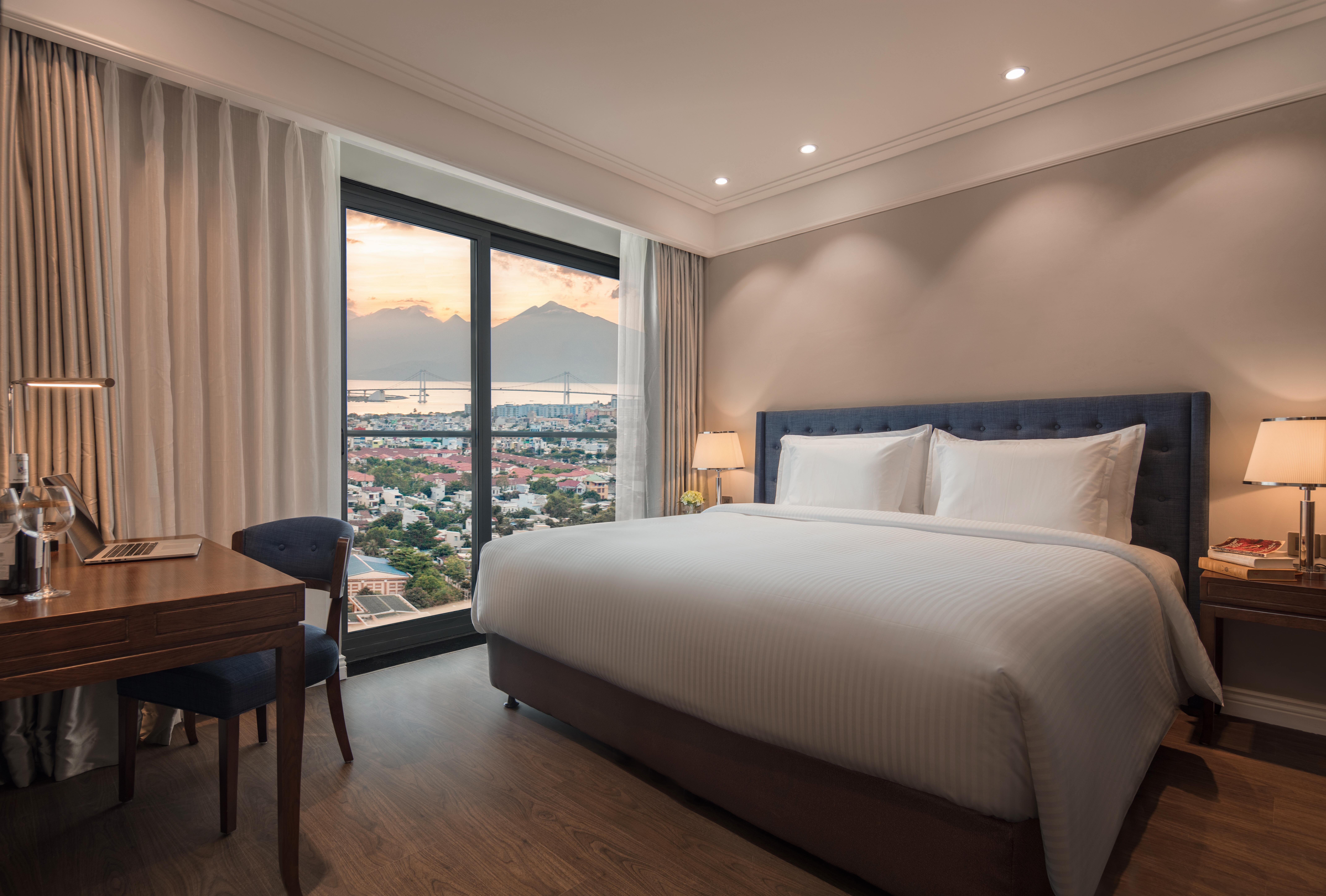 Altara Suites Da Nang By Ahg Exterior photo