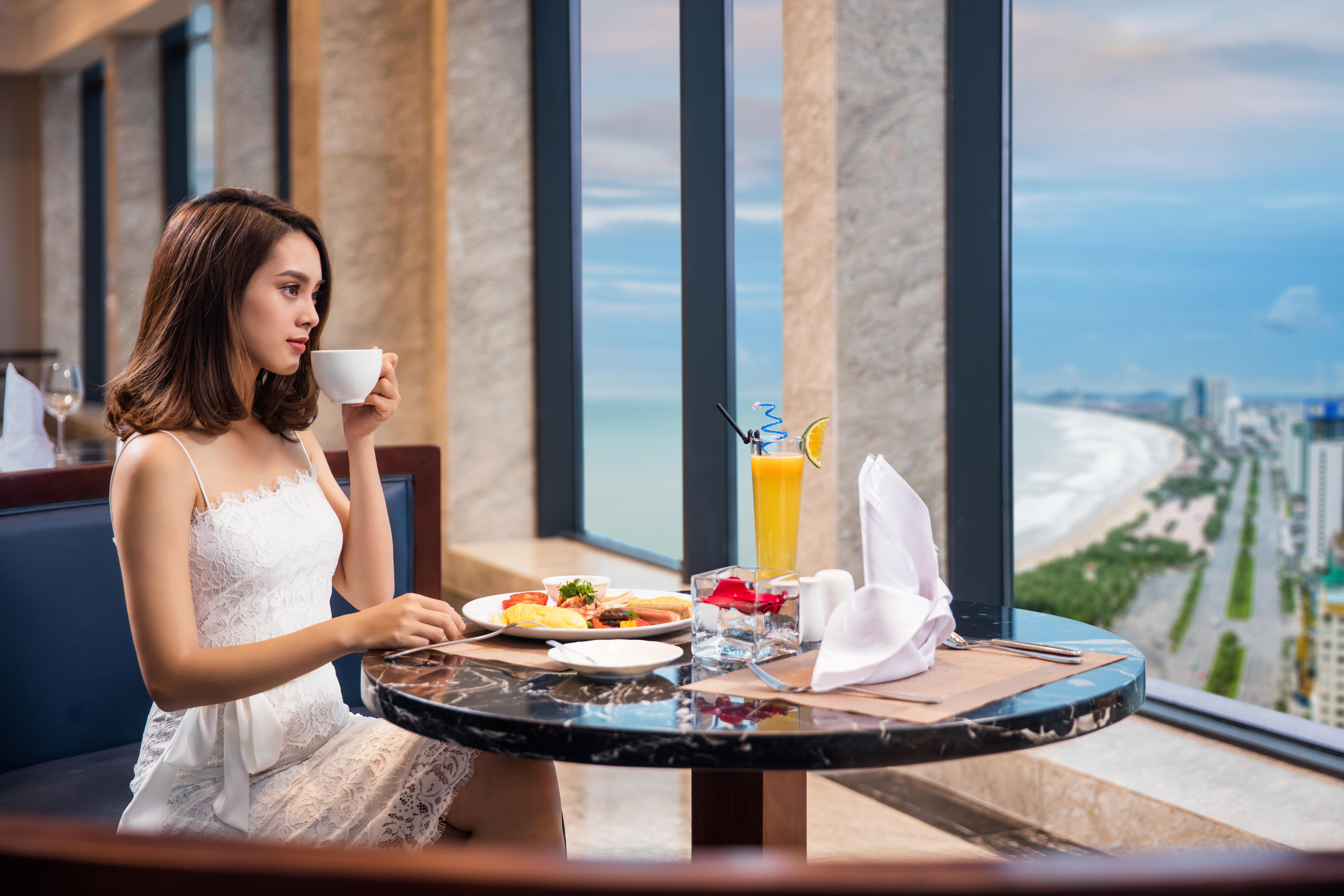 Altara Suites Da Nang By Ahg Exterior photo